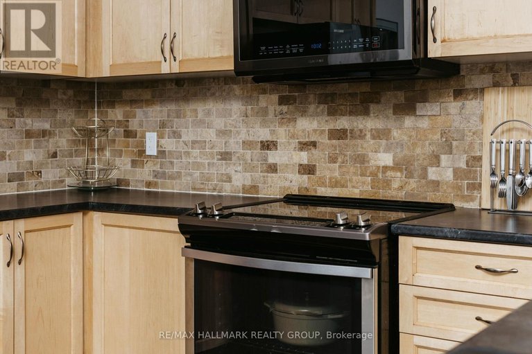 29682399/529-dundonald-drive/half-moon-bay/ottawa/ontario/K2J5X1_17