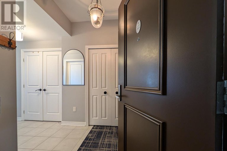 29403608/1804-70-landry-street/vanier/ottawa/ontario/K1L0A8_3