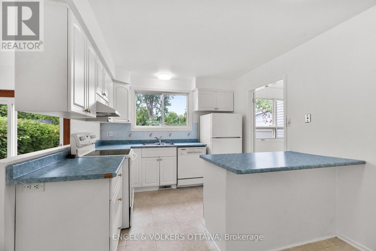 28836357/3505-southgate-road/south-keys/ottawa/ontario/K1V7Y5_14