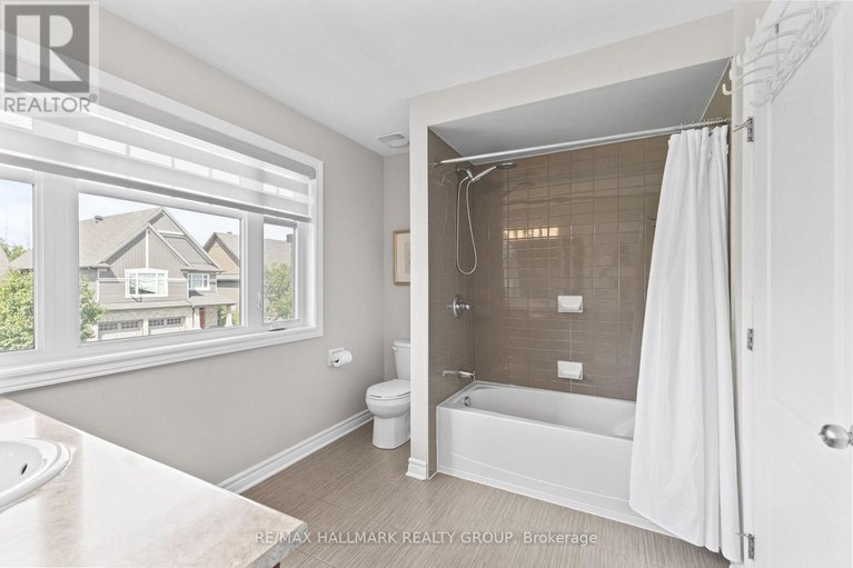 28811812/254-gracewood-crescent/blossom-parkkemp-parkfindlay-creek/ottawa/ontario/K1T0J1_32