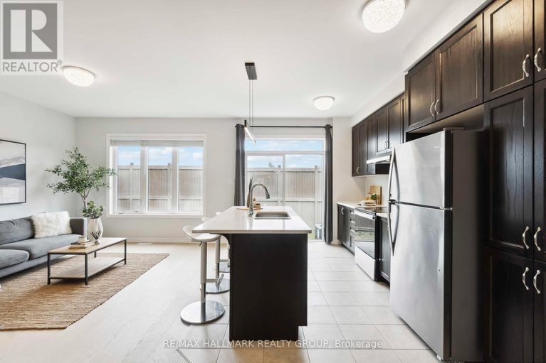 28828878/402-edgevalley-court/stittsville-north/ottawa/ontario/K2S2R3_10