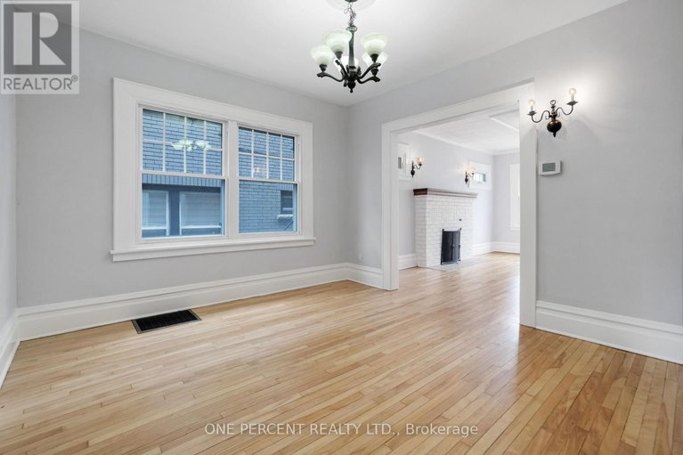 28348247/165-hawthorne-avenue/ottawa-east/ottawa/ontario/K1S0B2_10