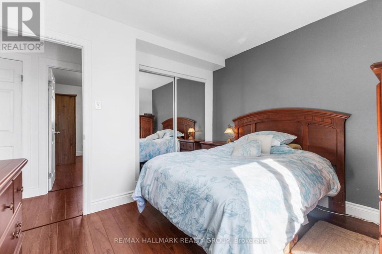 29571261/1902-rosebella-avenue/blossom-parkleitrim/ottawa/ontario/K1T1G7_14