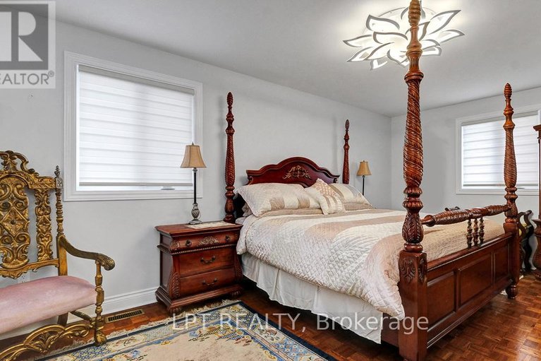 29603325/624-pleasant-park-road/playfair-park/ottawa/ontario/K1H5N5_29