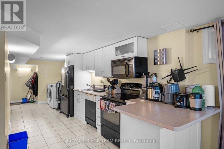 29669851/1986-fairbanks-avenue/alta-vistafaircrest-heights/ottawa/ontario/K1H5Y6_32