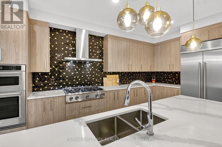 29163962/720-cappamore-drive/half-moon-bay/ottawa/ontario/K2J6W3_15