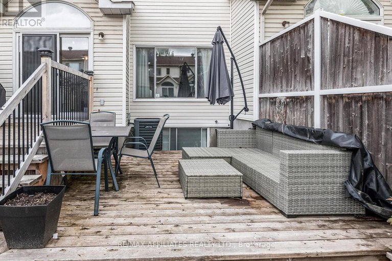 28629180/6-eagleview-street/emerald-meadowstrailwest/ottawa/ontario/K2M2R2_31