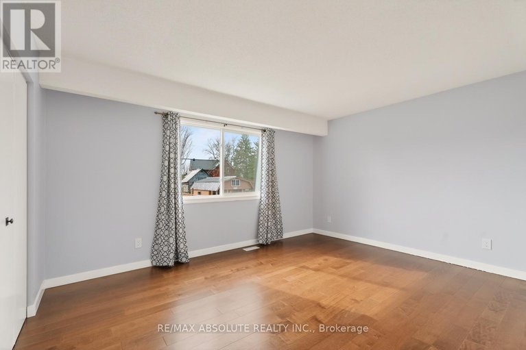 29644489/33-owlshead-road/munster/ottawa/ontario/K0A3P0_17