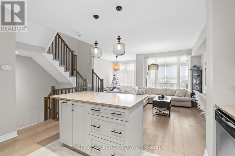 29170405/39-stockholm-private/riverside-southgloucester-glen/ottawa/ontario/K4M0G9_10