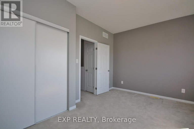 28309444/162-urbancrest-private/stonebridge/ottawa/ontario/K2J2S7_48