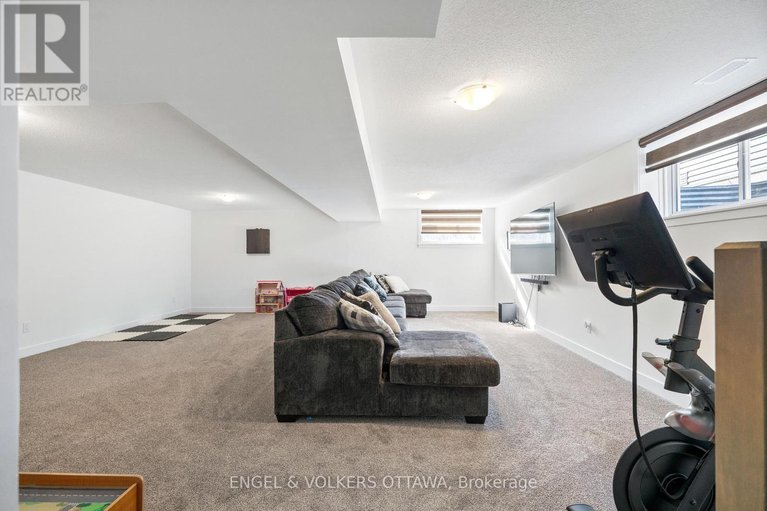 29556815/779-ovation-grove/leitrim/ottawa/ontario/K1T0X6_32