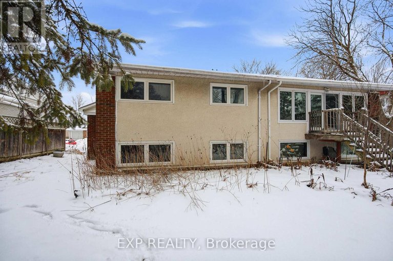 29496832/46-charkay-street/borden-farmstewart-farmcarleton-heightsparkwood-hills/ottawa/ontario/K2E5N4_33