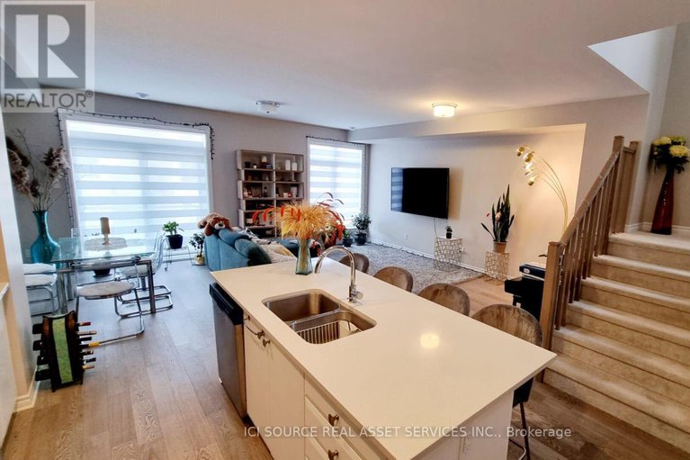 29388516/276-pastel-way/half-moon-bay/ottawa/ontario/K2J6C1_9