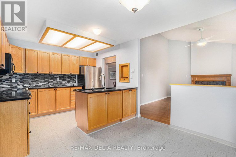 28529206/664-arc-en-ciel-street/fallingbrookgardenway-south/ottawa/ontario/K4A3H8_12