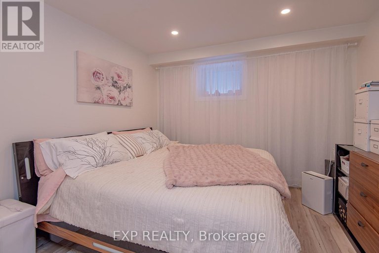 29367435/1473-rosebella-avenue-w/blossom-parkkemp-parkfindlay-creek/ottawa/ontario/K1T1E5_40