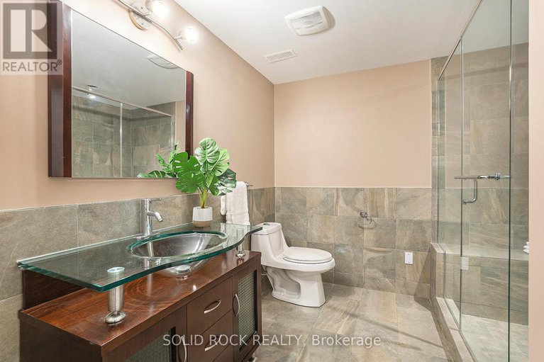 28800620/120-rossland-avenue/meadowlandsst-claire-gardens/ottawa/ontario/K2G2L3_29
