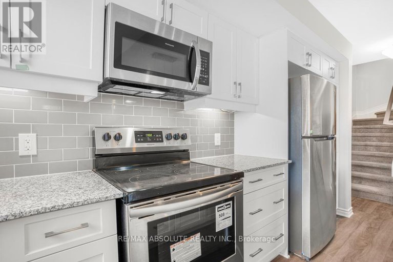 28606243/621-makwa/cfb-rockcliffe-and-area/ottawa/ontario/K1K5A4_11