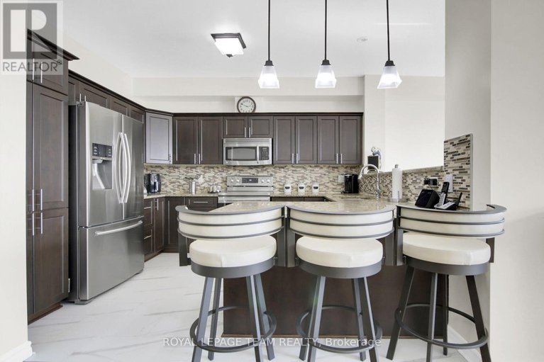 29143199/1024-northgraves-crescent/emerald-meadowstrailwest/ottawa/ontario/K2M0C8_13