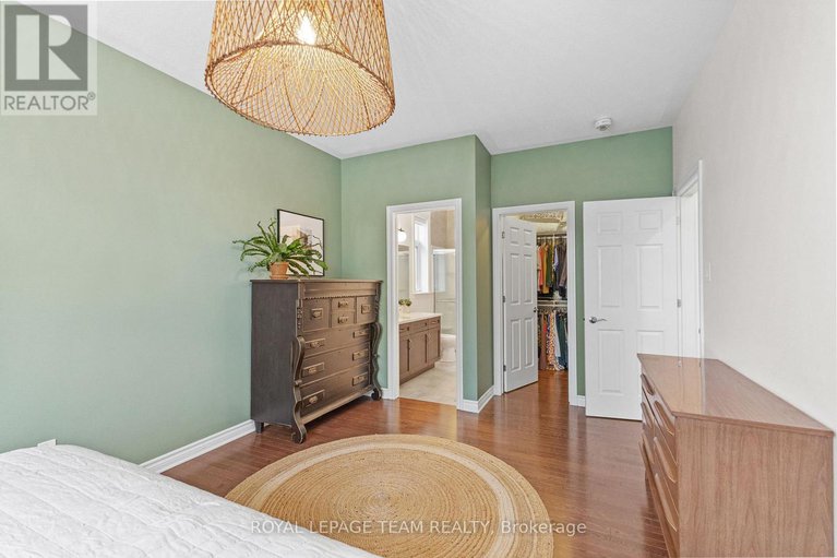 29015594/248-shinny-avenue/emerald-meadowstrailwest/ottawa/ontario/K2V0B9_21