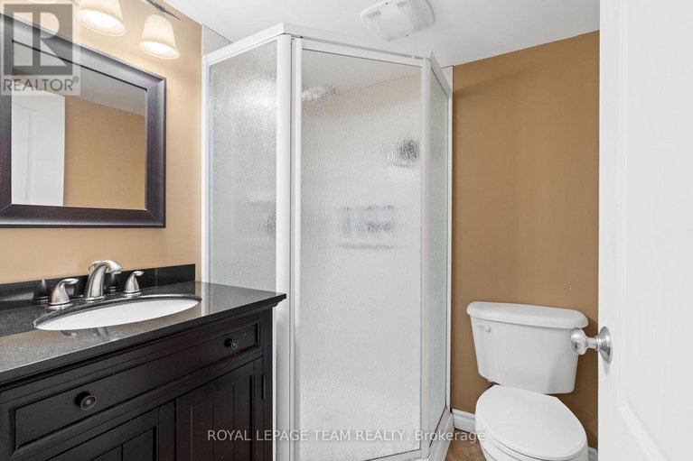28577320/7-ash-valley-avenue/barrhaven-east/ottawa/ontario/K2G6V3_38