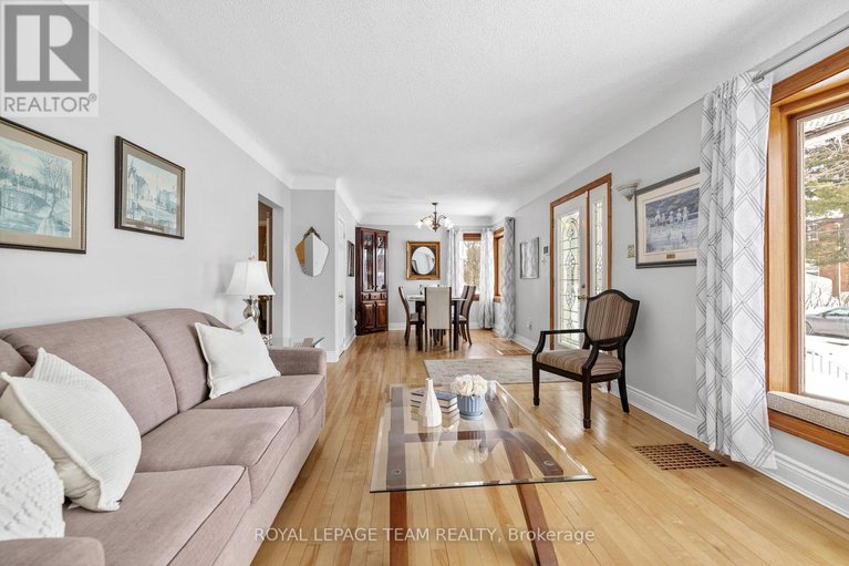 28500316/1357-thames-street/carlington/ottawa/ontario/K1Z7N3_9