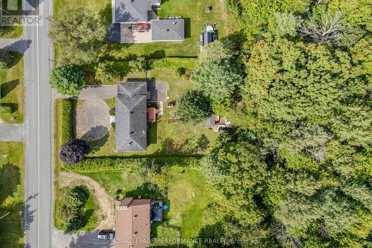 28854771/751-pattee-road/champlain-twp/champlain/ontario/K6A2R2_28