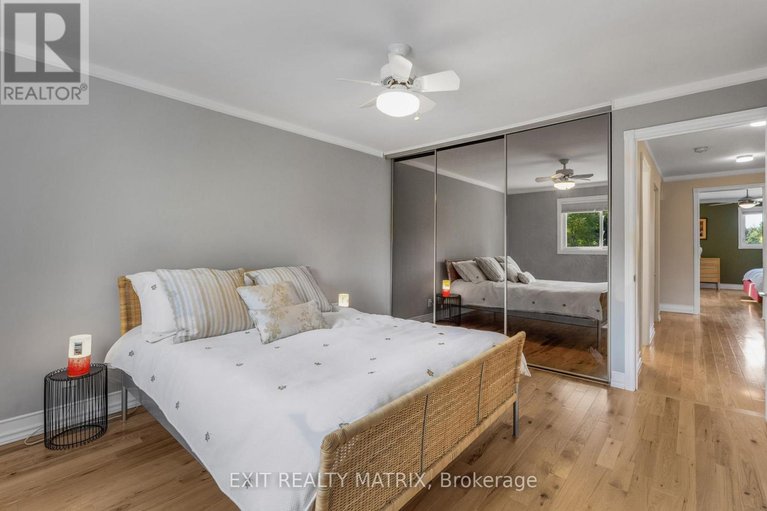 29646951/1401-bortolotti-crescent/pineview/ottawa/ontario/K1B5C1_23