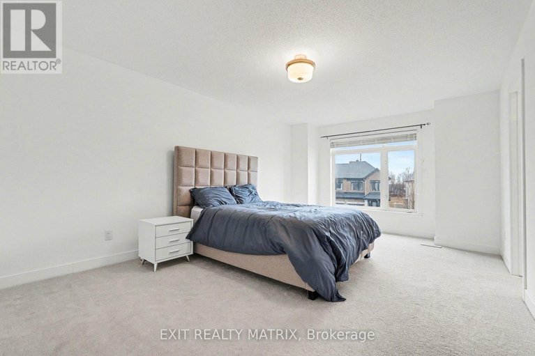 29613150/656-putney-crescent-w/stittsville-south/ottawa/ontario/K2S2N7_20