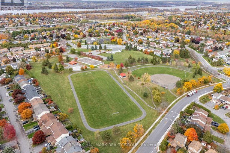 29038832/336-mceachern-crescent/bilberry-creekqueenswood-heights/ottawa/ontario/K1E3P5_48