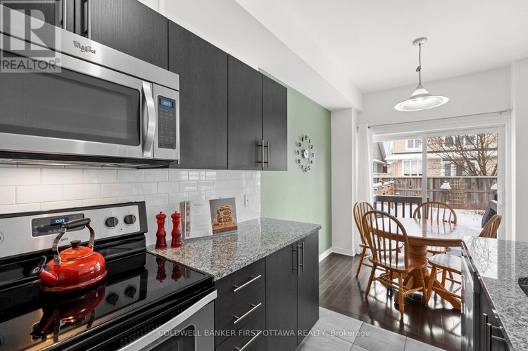 29349445/32-dundalk-private/stonebridge/ottawa/ontario/K2J0J5_11