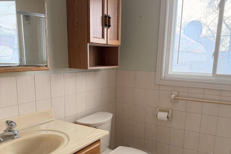 29364334/1166-castle-hill-crescent/copeland-park/ottawa/ontario/K2C2A8_19