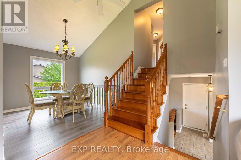 28448593/3379-descotes-circle/town-of-rockland/clarence-rockland/ontario/K4K1A8_9