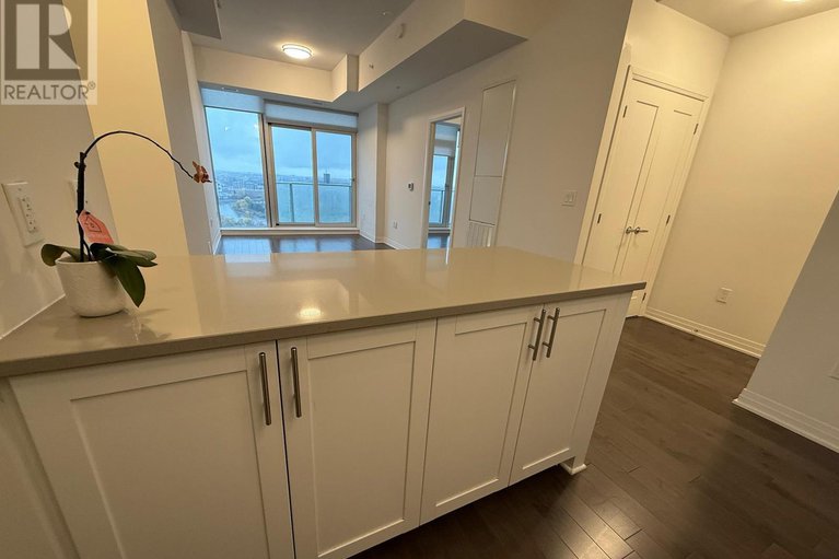 28910919/2406-805-carling-avenue/west-centre-town/ottawa/ontario/K1S5W9_11