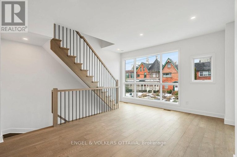 29600480/71-parent-avenue/lower-townbyward-market/ottawa/ontario/K1N0E6_23