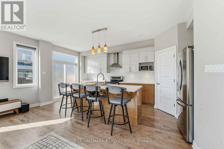 29627869/534-hyssop-street/avalon-west/ottawa/ontario/K4A1B9_7