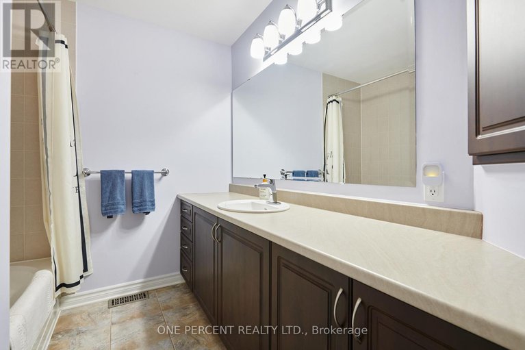 29098388/828-ashenvale-way/avalon-east/ottawa/ontario/K4A0R3_26