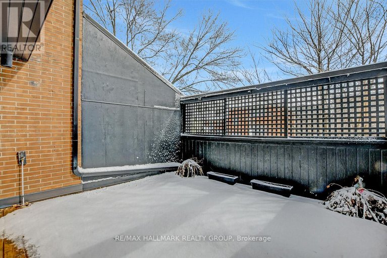 29492745/261-bruyere-street/lower-town/ottawa/ontario/K1N5E5_15