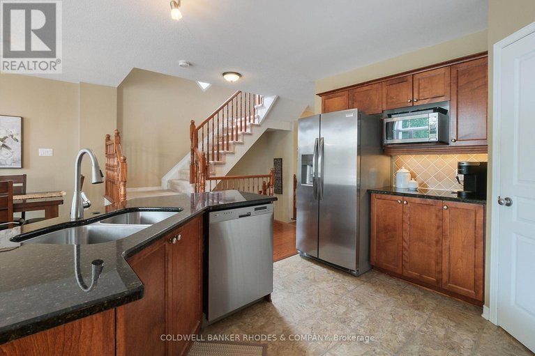 29079890/175-destiny-private/fallingbrookgardenway-south/ottawa/ontario/K4A0K6_16