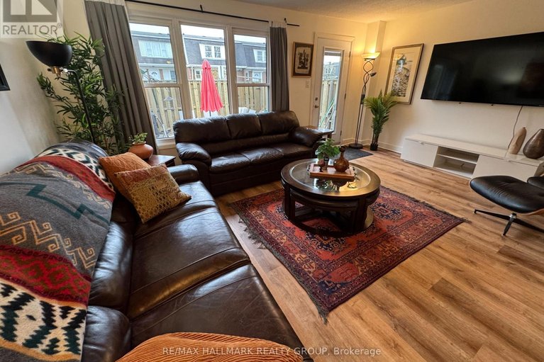 29682895/912-dynes-road-s/carleton-square/ottawa/ontario/K2C0G8_11