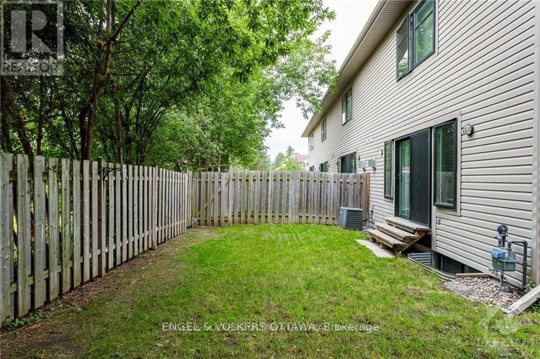 29456645/144-montauk/carleton-heights/ottawa/ontario/K2C2B4_42