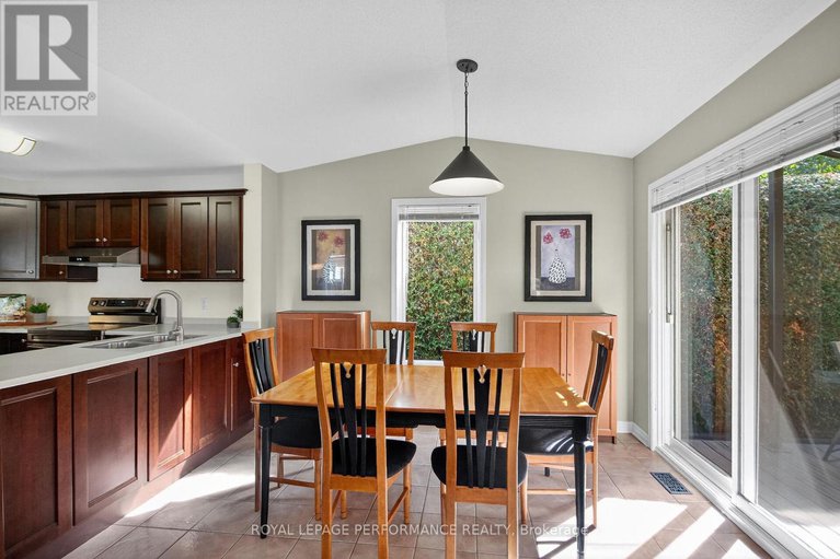 28978665/159-longshire-circle/longfields/ottawa/ontario/K2J4L2_13