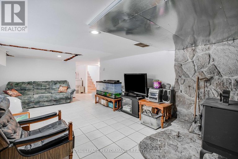 29263428/2375-county-rd-17-road/champlain-twp/champlain/ontario/K0B1K0_27