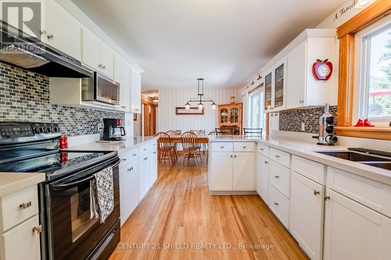 29038692/14215-county-rd-2-highway/south-stormont-osnabruck-twp/south-stormont/ontario/K0C1M0_20