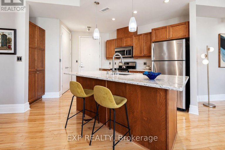 29579526/209-260-besserer-street/sandy-hill/ottawa/ontario/K1N1J3_13