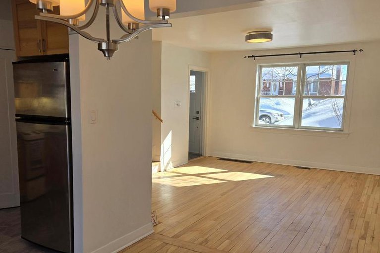 29378694/1305-kingston-avenue/carlington/ottawa/ontario/K1Z8K9_7