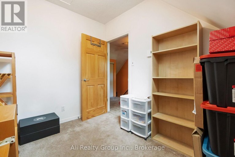 29580490/190-woods-road/constance-bay/ottawa/ontario/K0A3M0_37