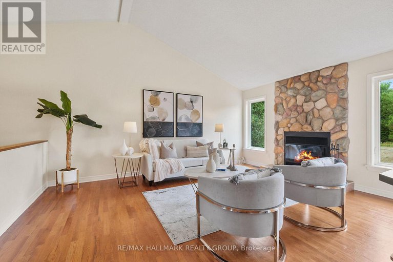 28810198/207-northcote-drive/beckwith-twp/beckwith/ontario/K7C0C4_18