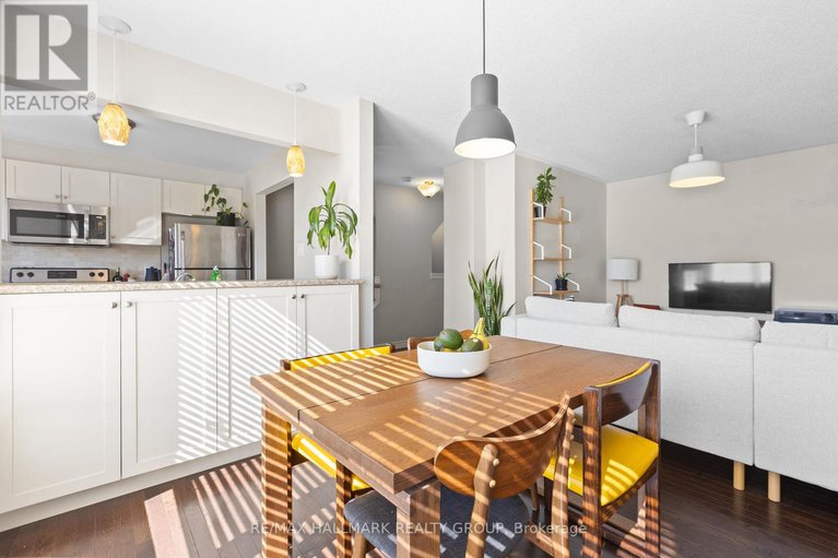 29077252/469-meadowhawk-crescent/half-moon-bay/ottawa/ontario/K2J5W7_9