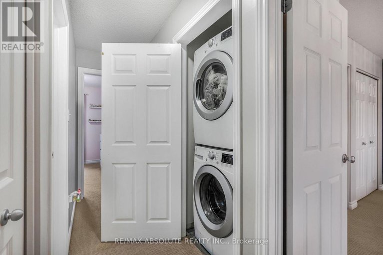 29664919/229-mica-crescent/town-of-rockland/clarence-rockland/ontario/K4K0E3_25