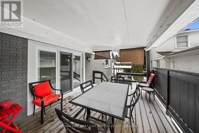 29606720/46-seymour-avenue/borden-farmstewart-farmcarleton-heightsparkwood-hills/ottawa/ontario/K2E6P2_35